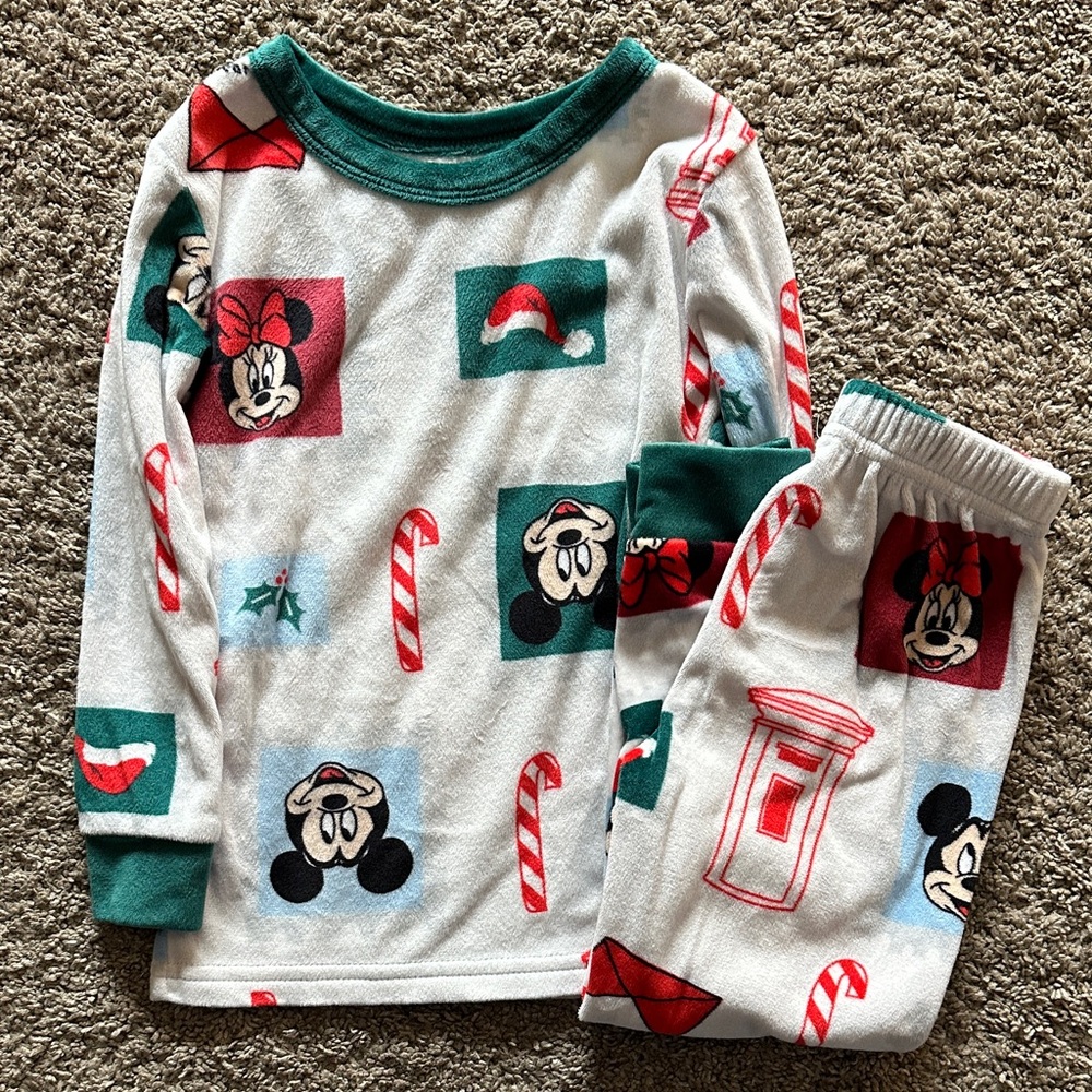 Disney Kids Pajama Set - Green and Red Mickey Design